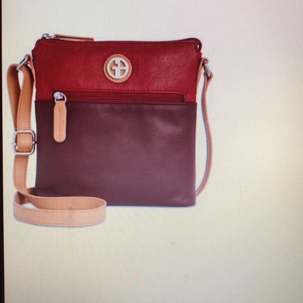 Giani Bernini Colorblock. Leather Crossbody